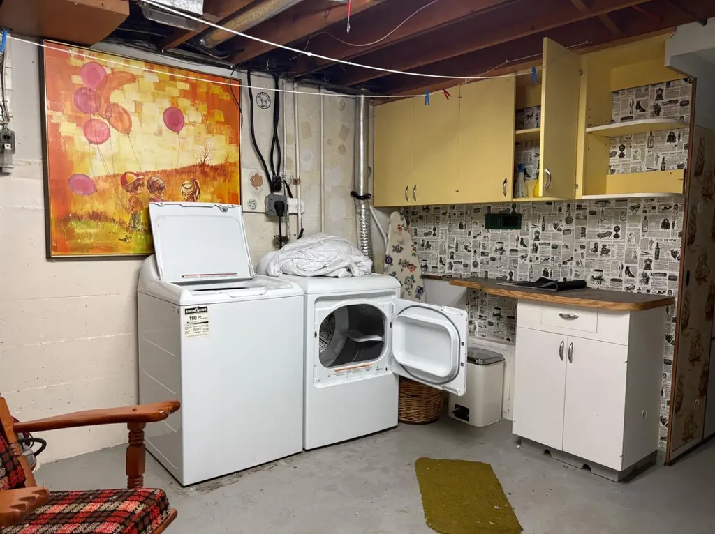 3007 27 Street SW Calgary AB t3E 2k9
