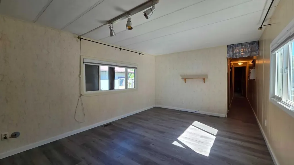 221 Truman Street Carmangay AB T0L 0N0