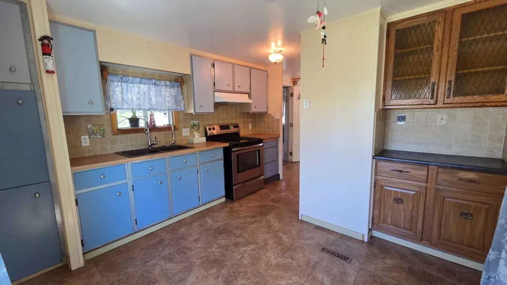 221 Truman Street Carmangay AB T0L 0N0