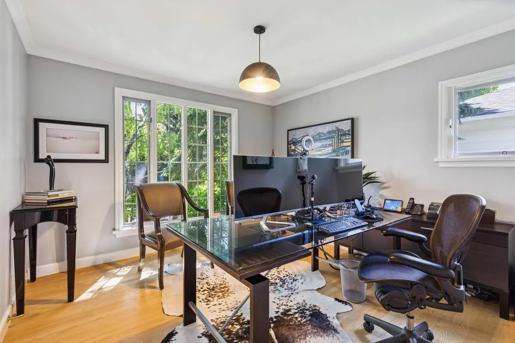 3115 Carleton Street SW Calgary AB T2T 3L5