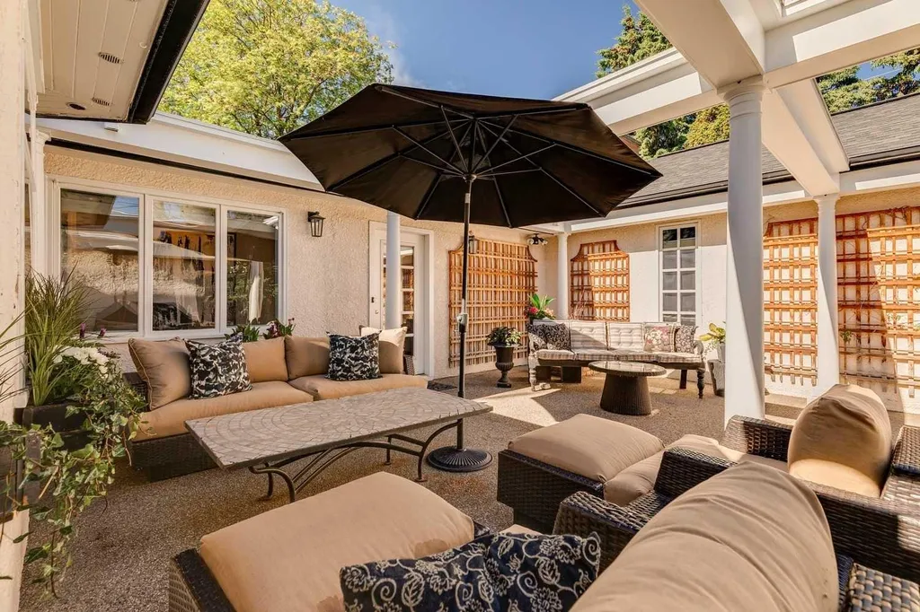 3115 Carleton Street SW Calgary AB T2T 3L5