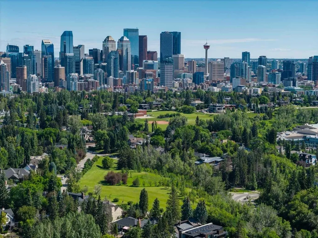 3115 Carleton Street SW Calgary AB T2T 3L5