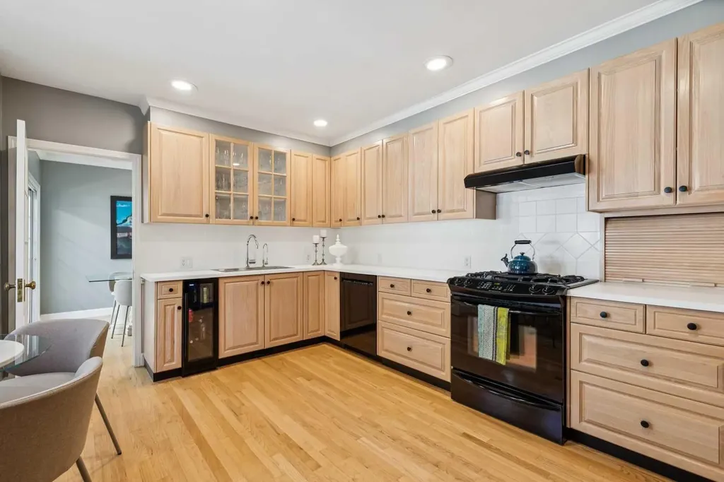 3115 Carleton Street SW Calgary AB T2T 3L5