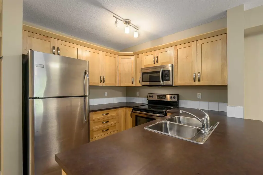 130 Panatella Street NW Calgary AB T3K 0Y6