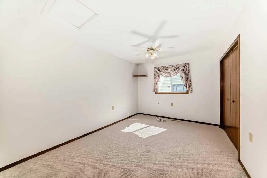 36 Woodside Close NW Airdrie AB T4B 2C8