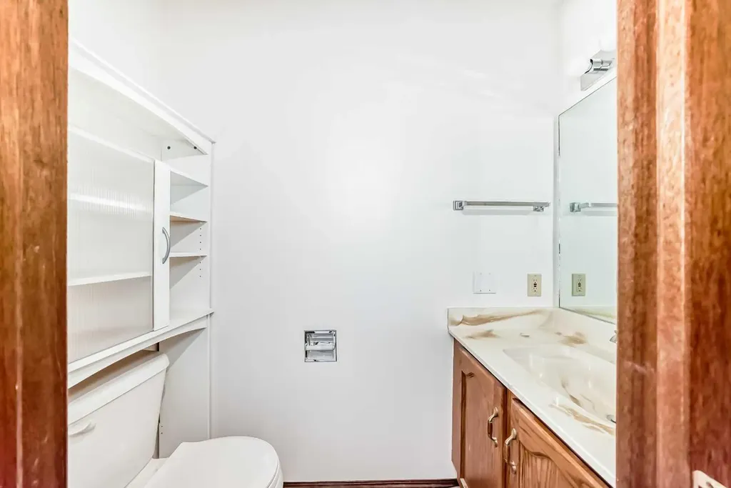 36 Woodside Close NW Airdrie AB T4B 2C8