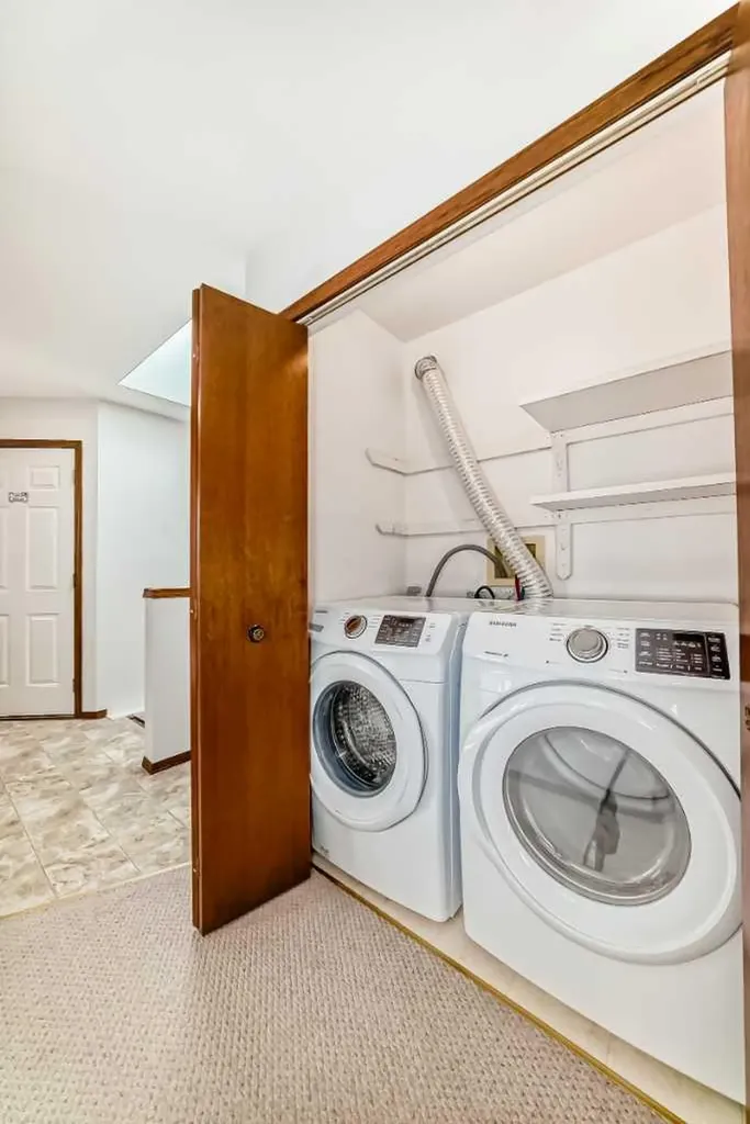 36 Woodside Close NW Airdrie AB T4B 2C8