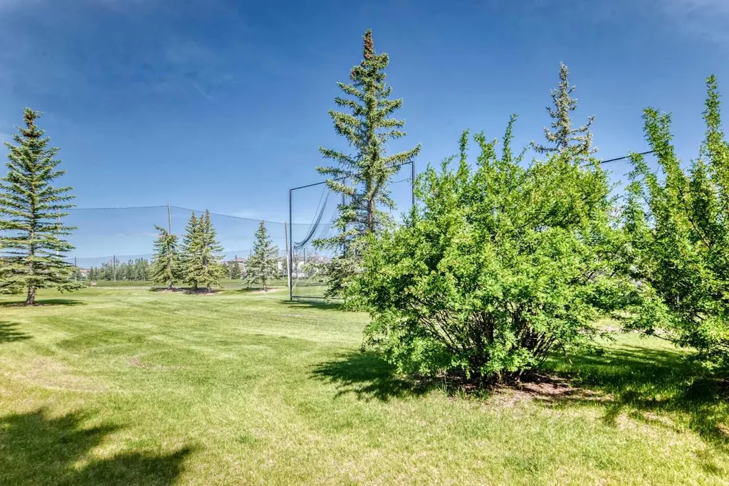 36 Woodside Close NW Airdrie AB T4B 2C8