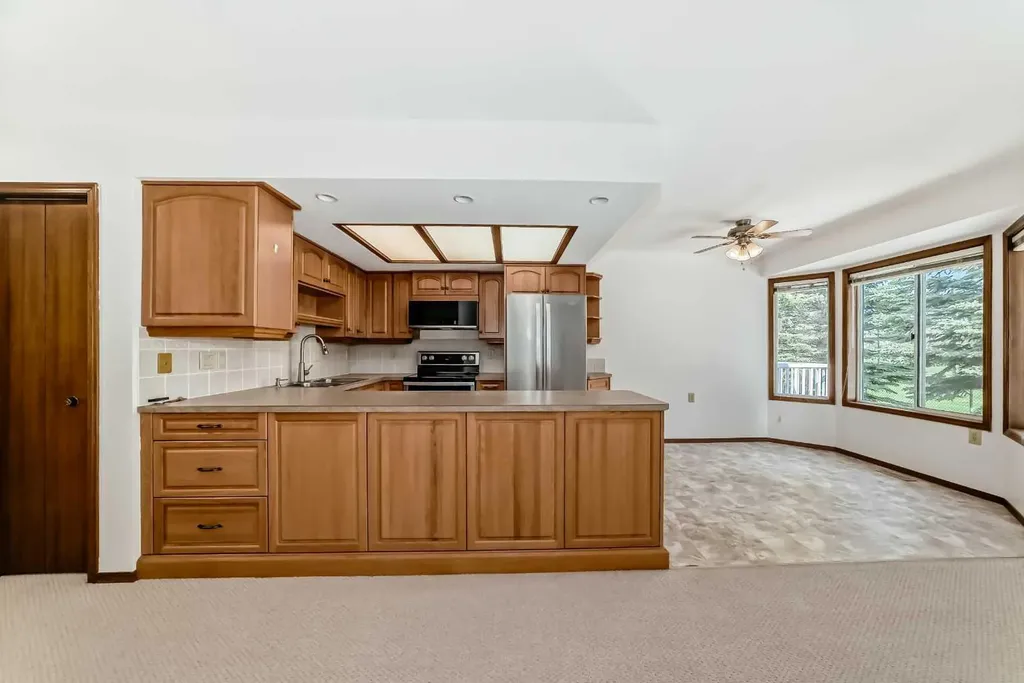36 Woodside Close NW Airdrie AB T4B 2C8