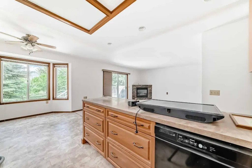 36 Woodside Close NW Airdrie AB T4B 2C8