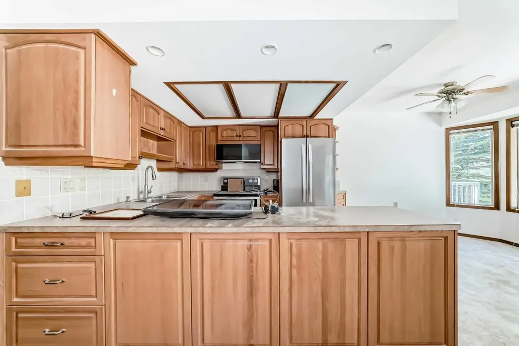 36 Woodside Close NW Airdrie AB T4B 2C8