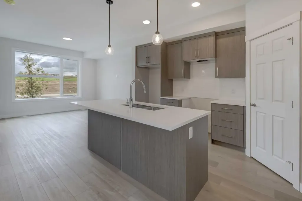 1937 Mccaskill Drive Crossfield AB T0M 0S0