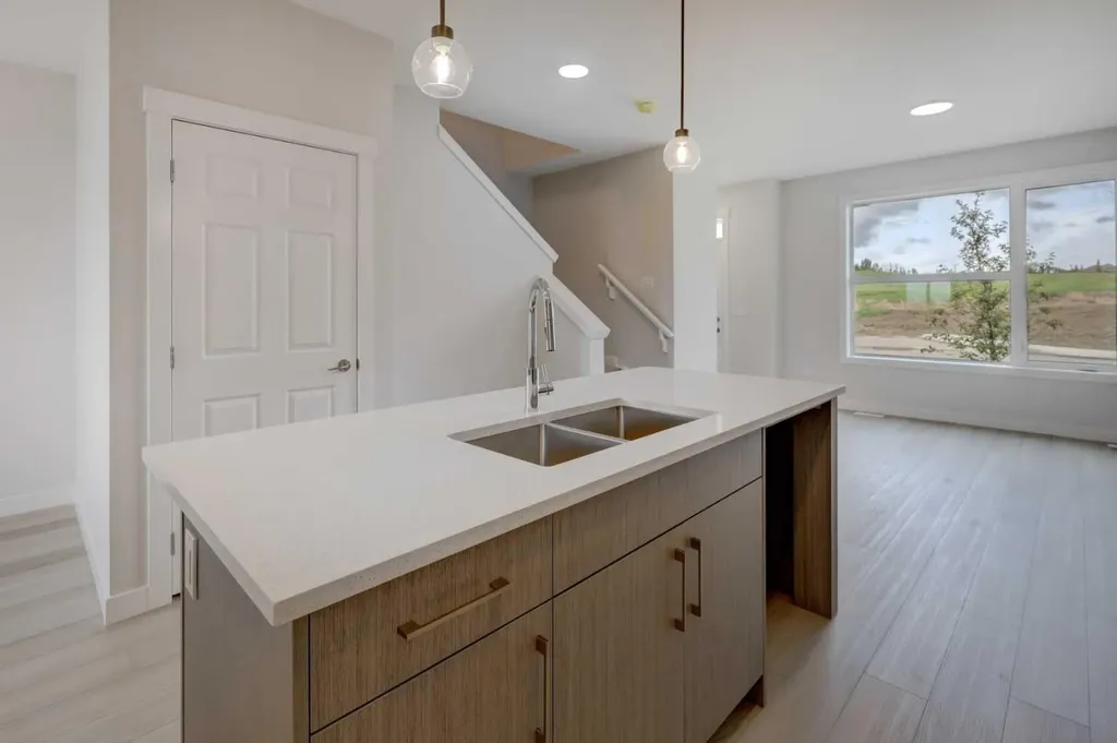 1937 Mccaskill Drive Crossfield AB T0M 0S0
