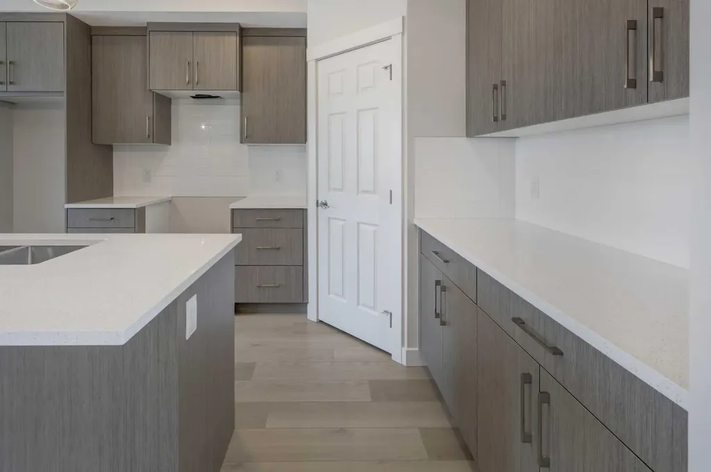 1937 Mccaskill Drive Crossfield AB T0M 0S0