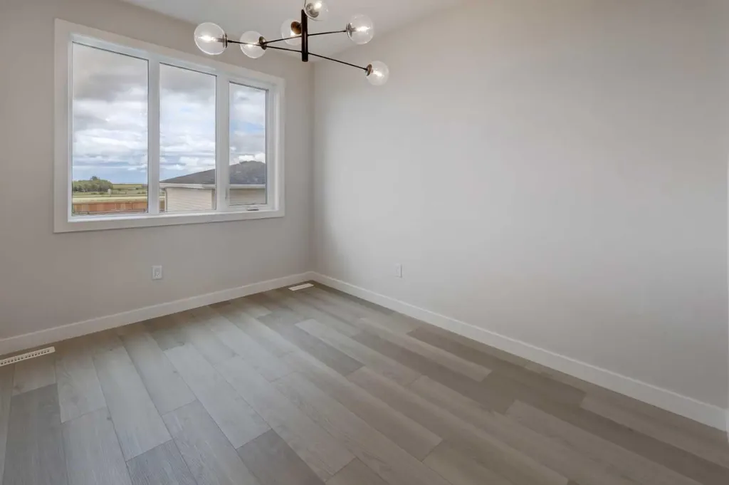 1937 Mccaskill Drive Crossfield AB T0M 0S0