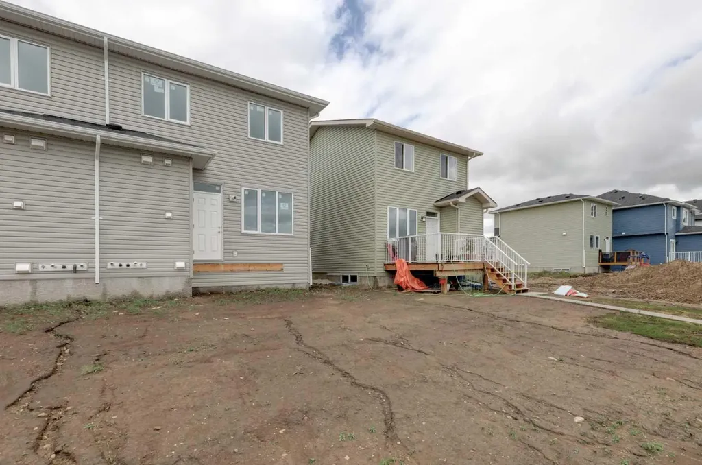 1937 Mccaskill Drive Crossfield AB T0M 0S0