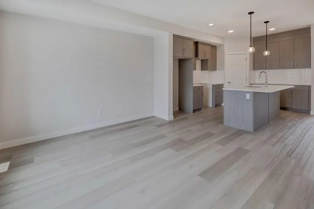 1937 Mccaskill Drive Crossfield AB T0M 0S0