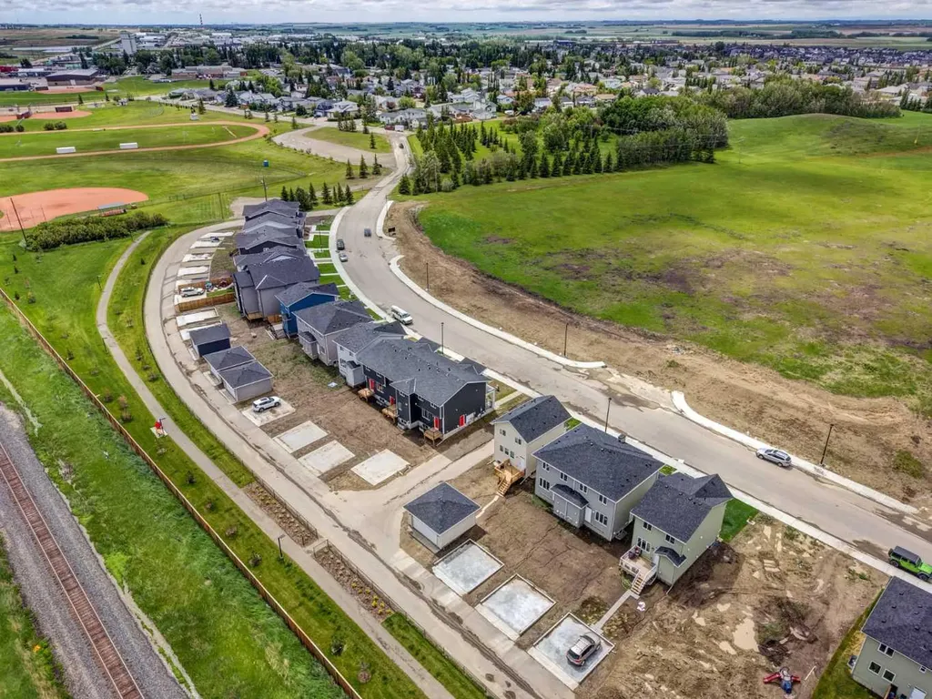 1937 Mccaskill Drive Crossfield AB T0M 0S0
