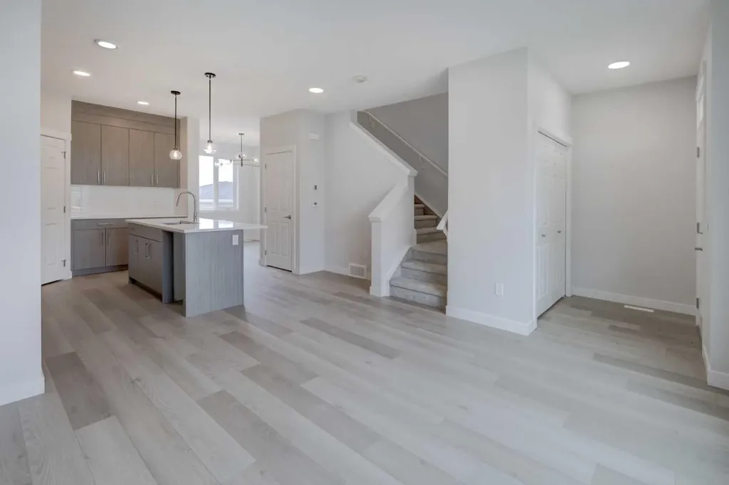 1937 Mccaskill Drive Crossfield AB T0M 0S0