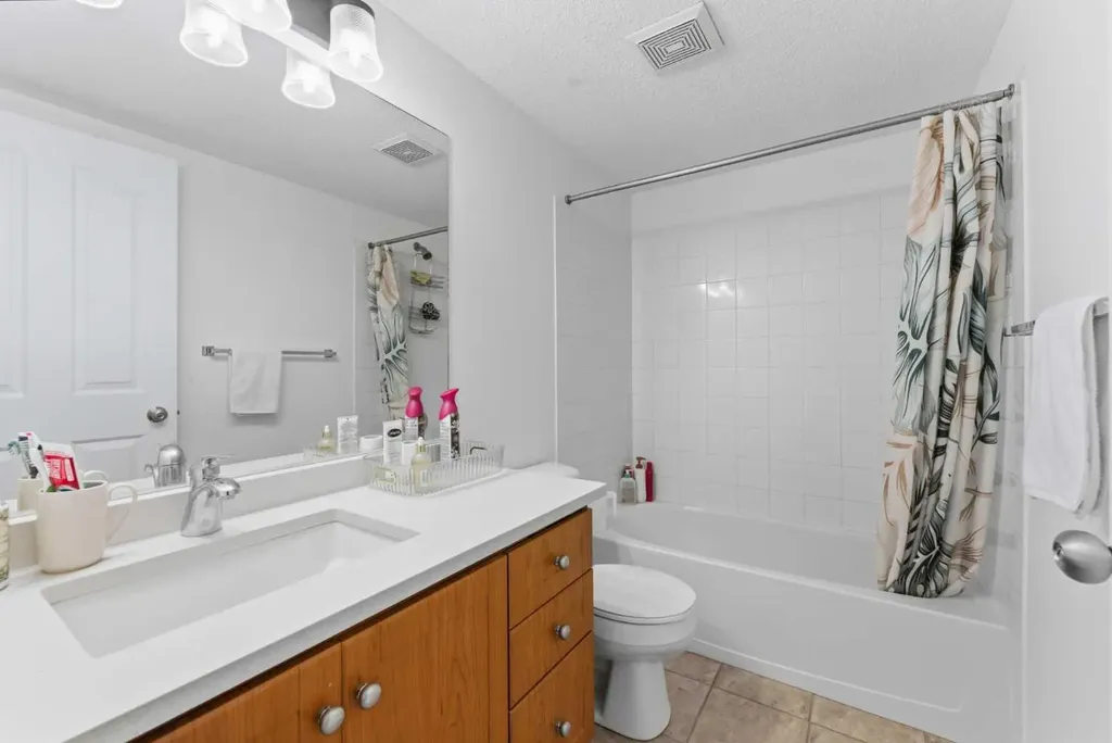 60 Panatella Street NW Calgary AB T3K 0M4