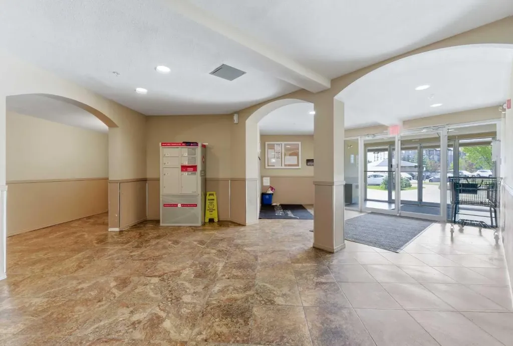 60 Panatella Street NW Calgary AB T3K 0M4