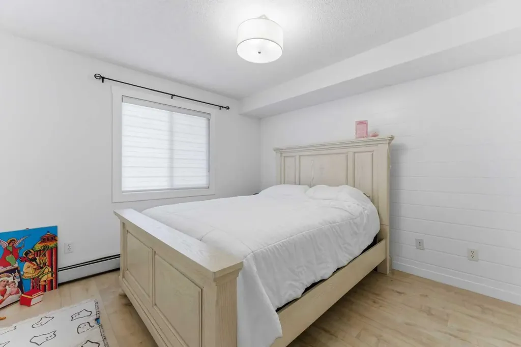 60 Panatella Street NW Calgary AB T3K 0M4