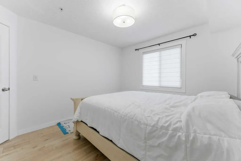 60 Panatella Street NW Calgary AB T3K 0M4