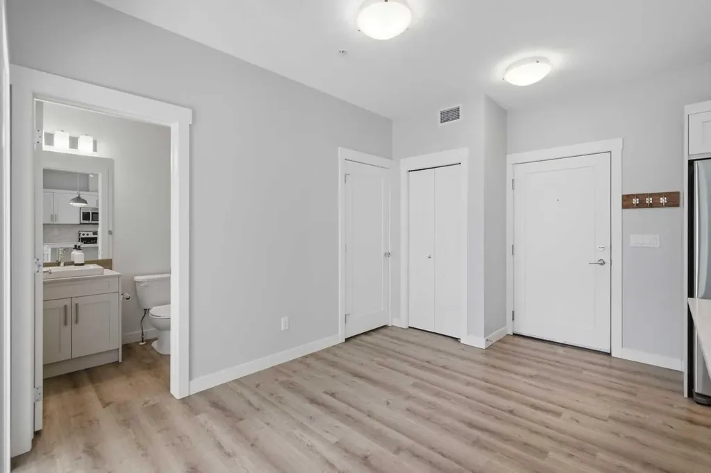 20 Walgrove Walk SE Calgary AB T2X 4L2