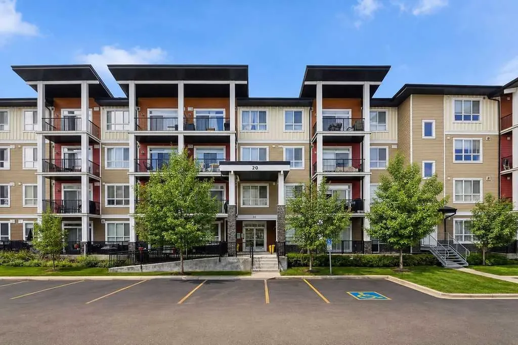 20 Walgrove Walk SE Calgary AB T2X 4L2