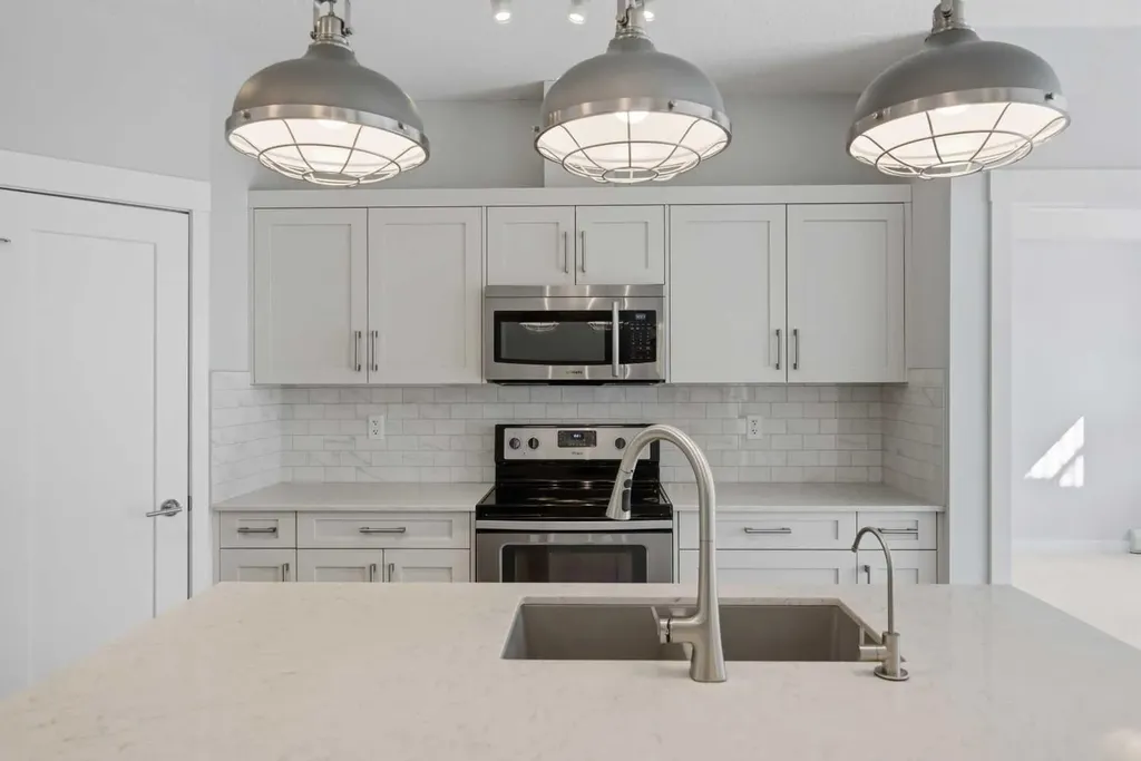 20 Walgrove Walk SE Calgary AB T2X 4L2
