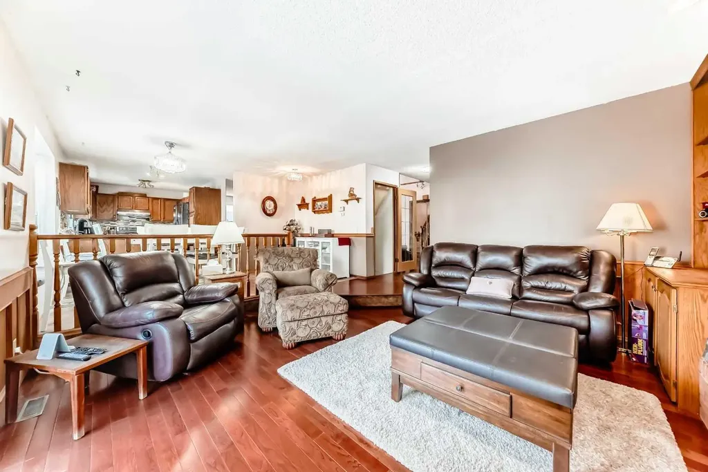 88 Castlefall Way NE Calgary AB T3J1M7