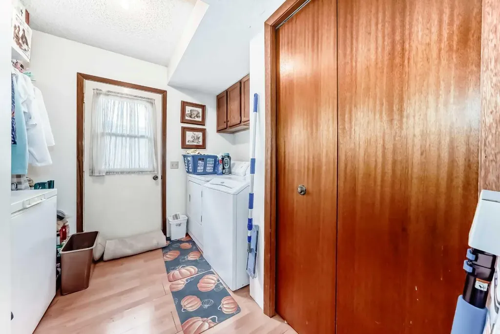 88 Castlefall Way NE Calgary AB T3J1M7