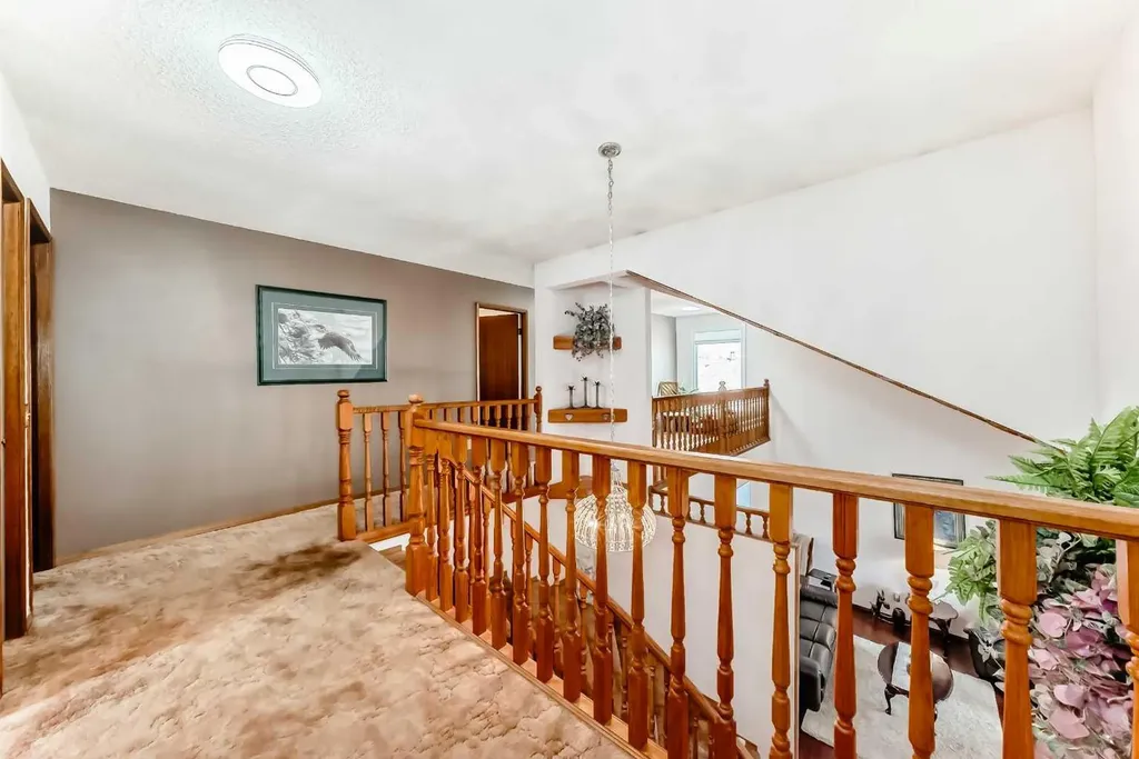 88 Castlefall Way NE Calgary AB T3J1M7