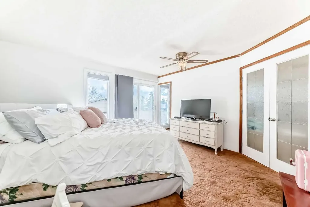 88 Castlefall Way NE Calgary AB T3J1M7