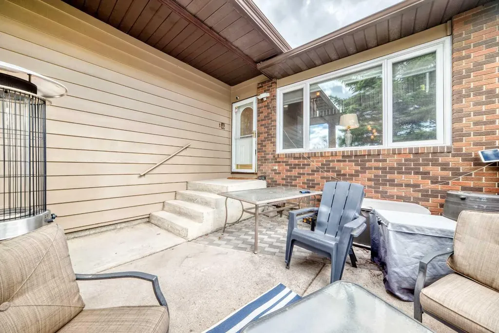 88 Castlefall Way NE Calgary AB T3J1M7