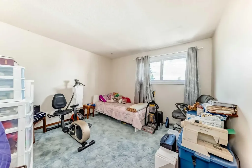 88 Castlefall Way NE Calgary AB T3J1M7