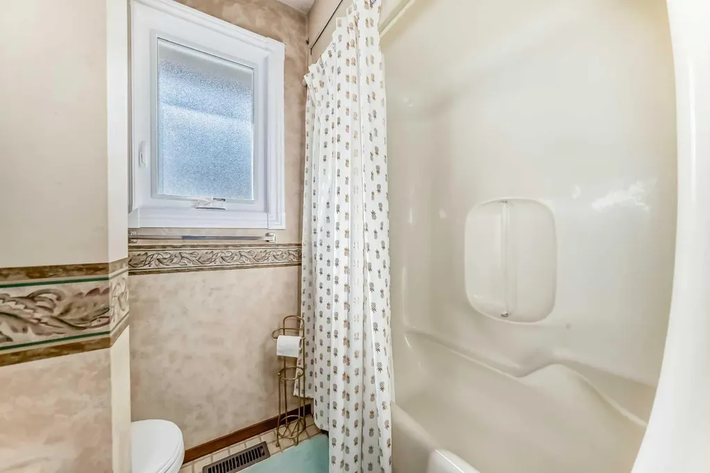 88 Castlefall Way NE Calgary AB T3J1M7
