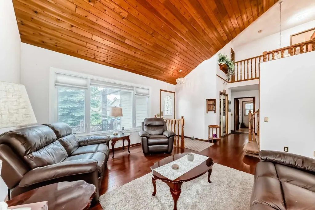 88 Castlefall Way NE Calgary AB T3J1M7