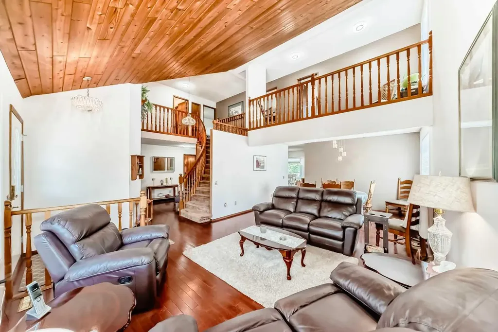 88 Castlefall Way NE Calgary AB T3J1M7