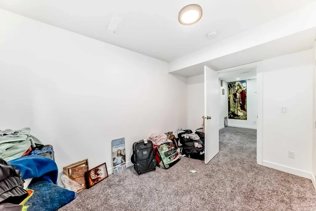 611 Penbrooke Road SE Calgary AB T2A 3S9