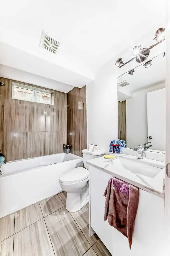 611 Penbrooke Road SE Calgary AB T2A 3S9