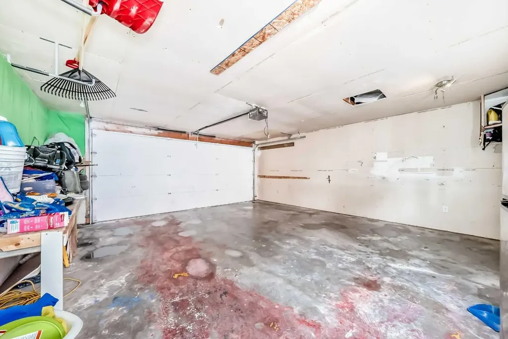 611 Penbrooke Road SE Calgary AB T2A 3S9