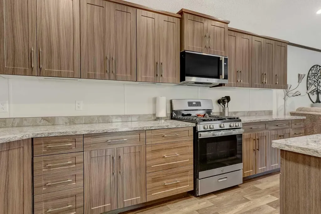 1 744018 Range Road 63 Sexsmith AB T0H 3C0