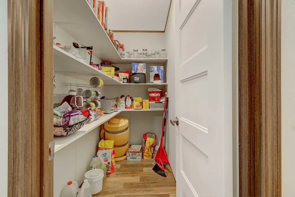 1 744018 Range Road 63 Sexsmith AB T0H 3C0