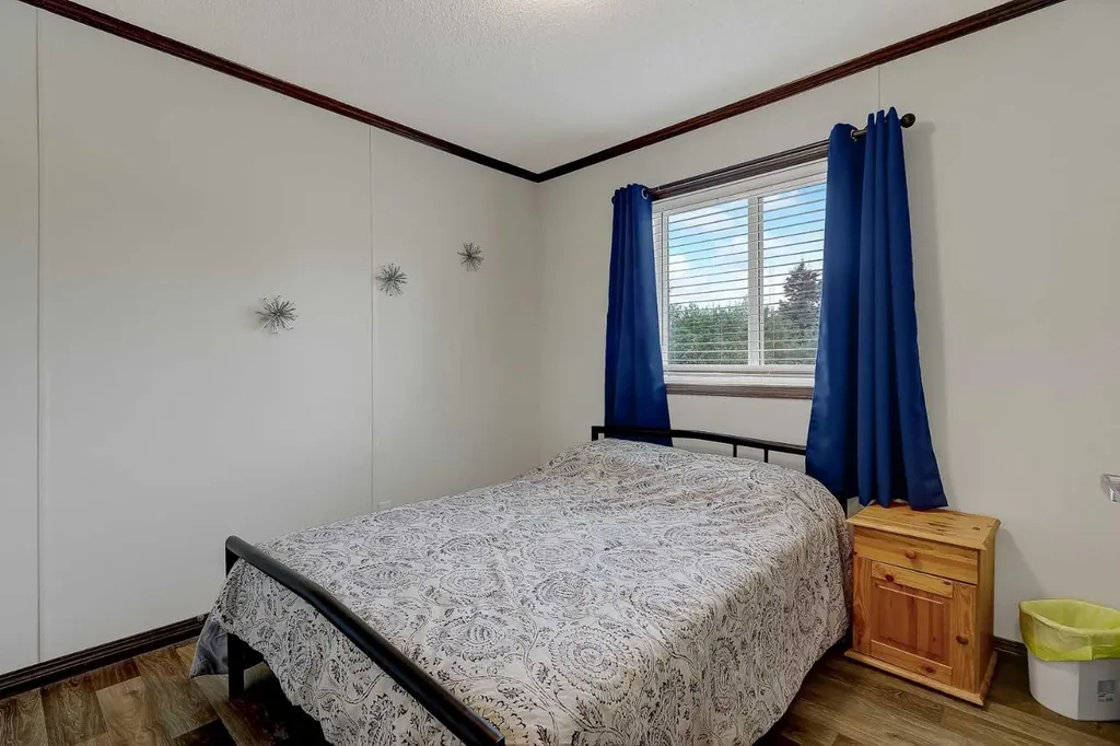 1 744018 Range Road 63 Sexsmith AB T0H 3C0