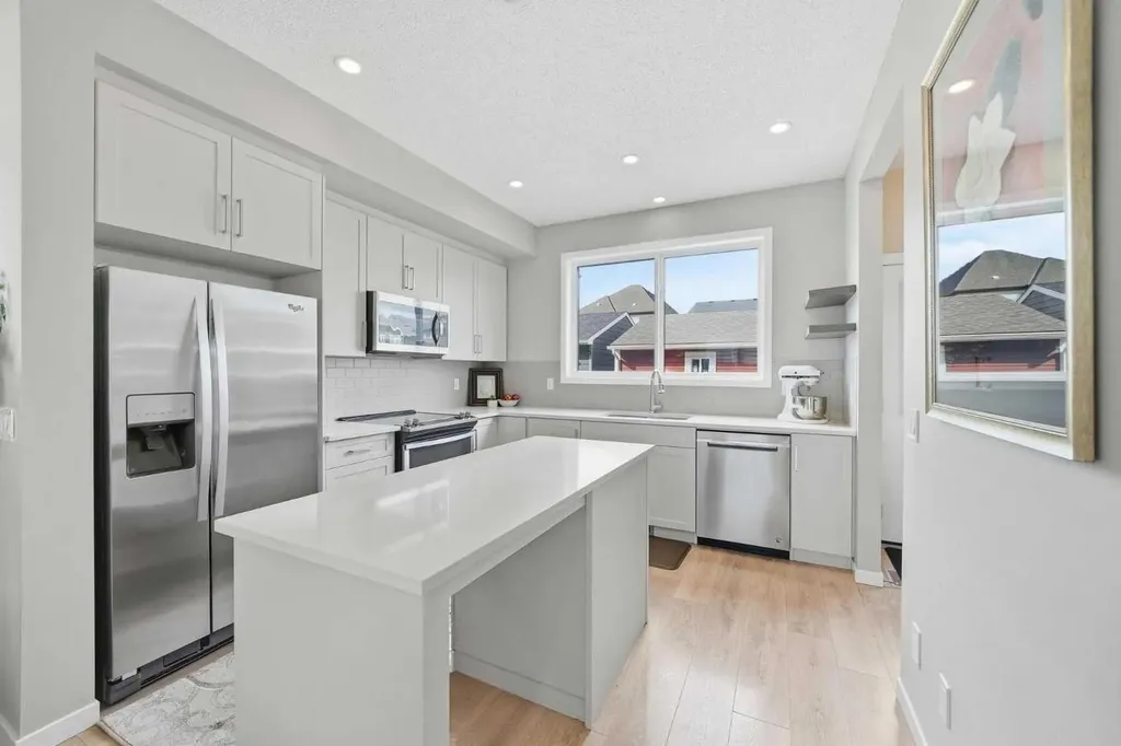 8112 Masters Boulevard SE Calgary AB T3M2L5