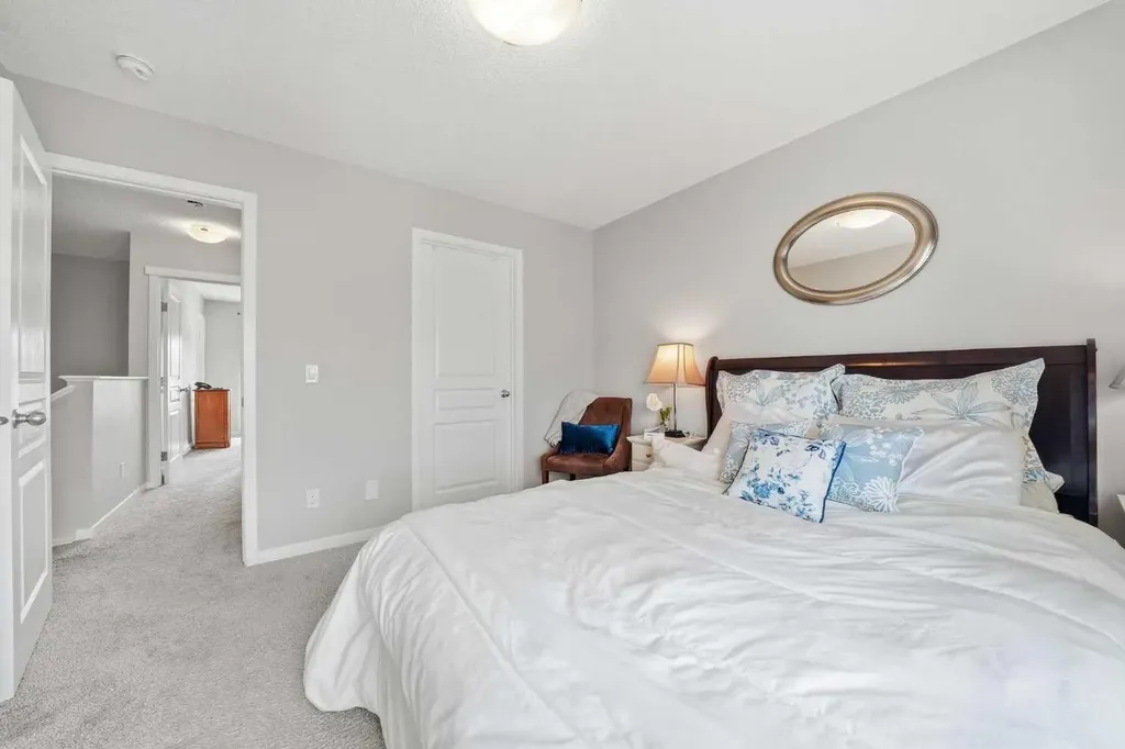 8112 Masters Boulevard SE Calgary AB T3M2L5
