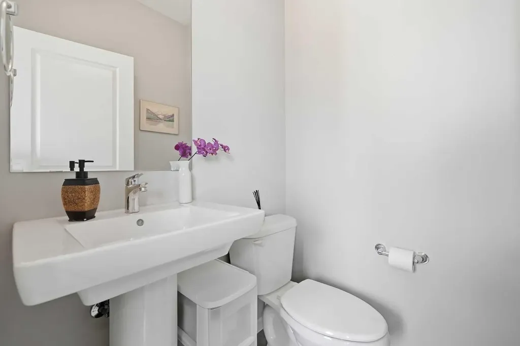 8112 Masters Boulevard SE Calgary AB T3M2L5