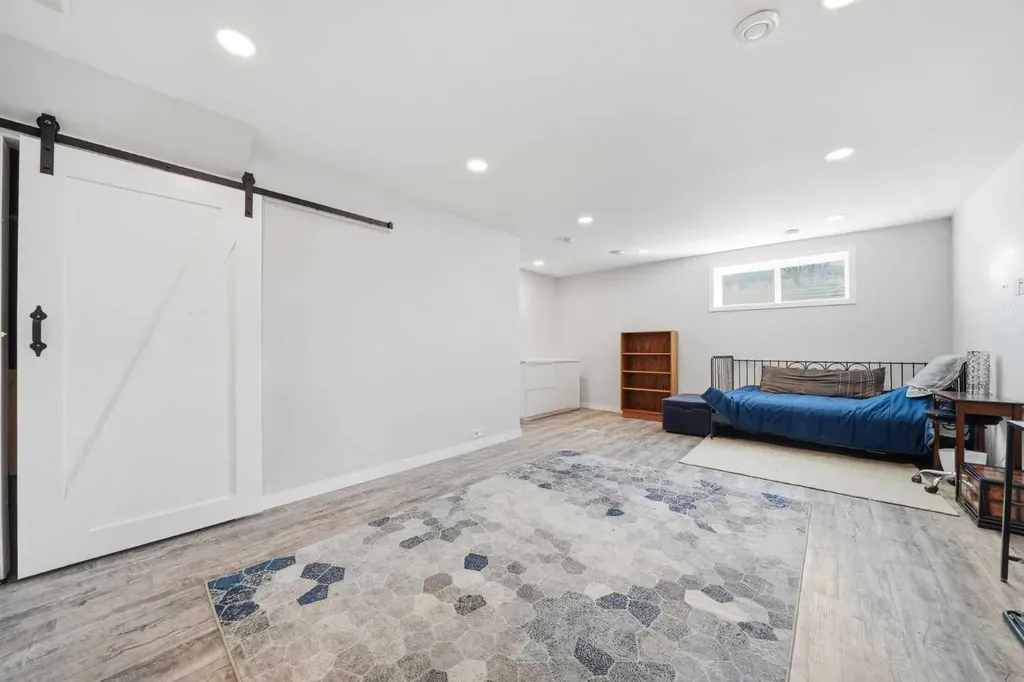8112 Masters Boulevard SE Calgary AB T3M2L5