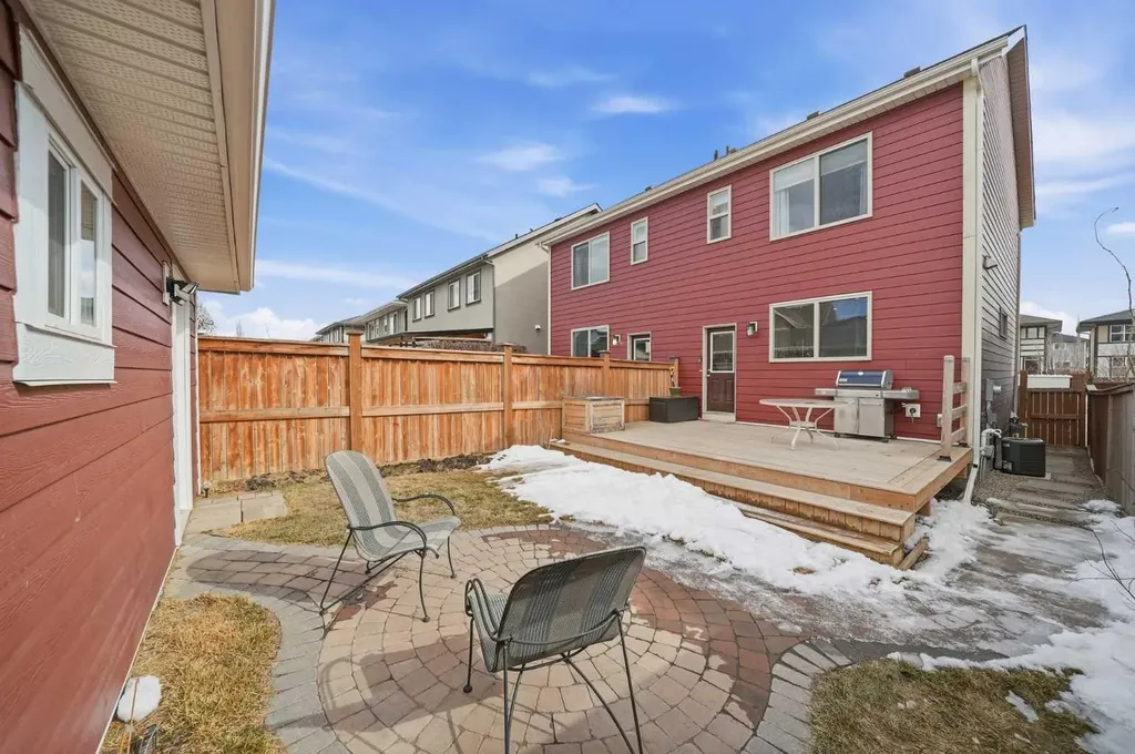 8112 Masters Boulevard SE Calgary AB T3M2L5